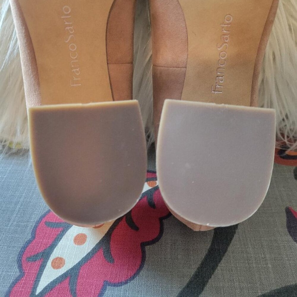Franco Sarto Women's Racer Pointed Toe Block Heel Pumps - Tan Suede - Size 8 - Picture 5 of 7